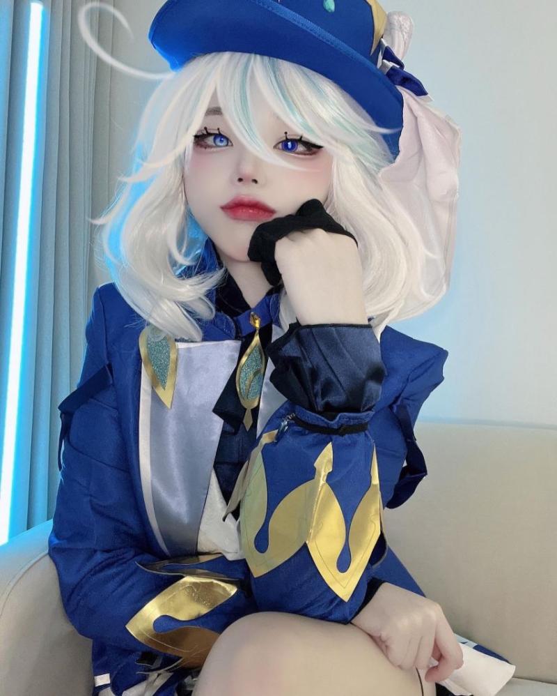 QWER 히나