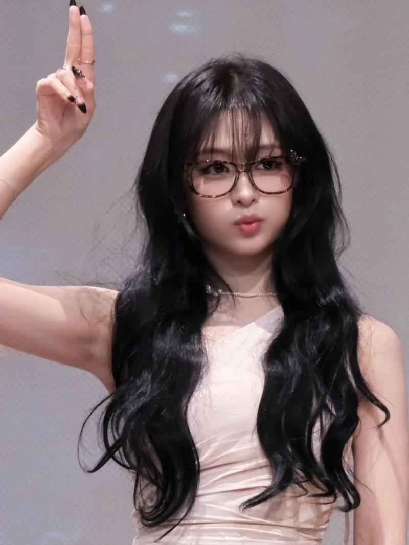 BABYMONSTER (베이비몬스터) 아현