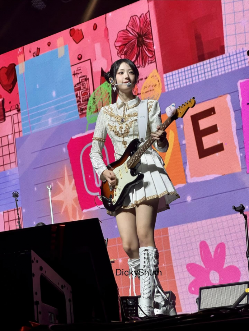 QWER 히나