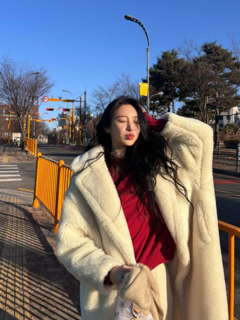 이채연