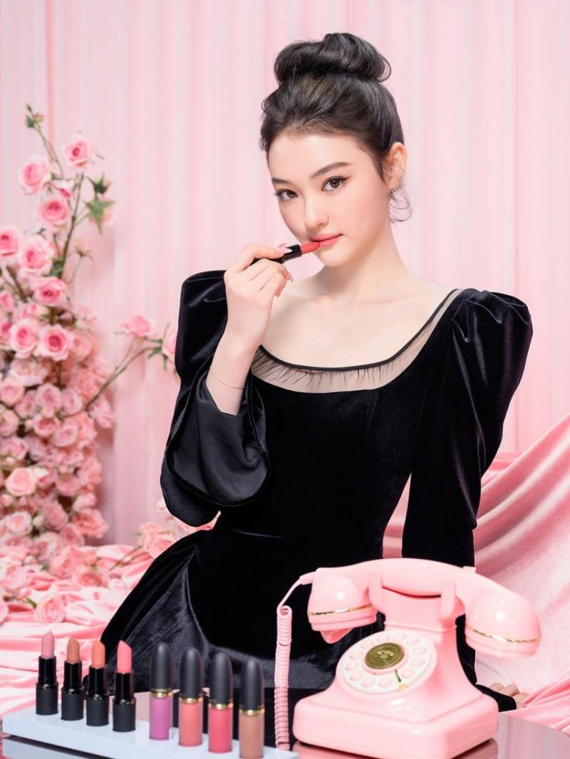 MAC 코스매틱 인스타 글로벌 앰버서더 미야오 엘라.JPG