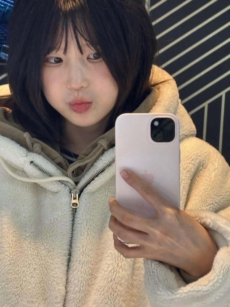 프로미스나인 송하영