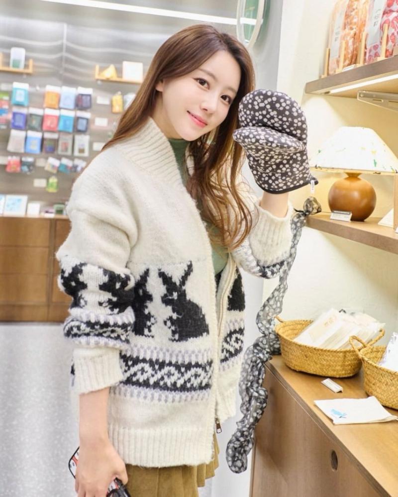황유주 아나운서