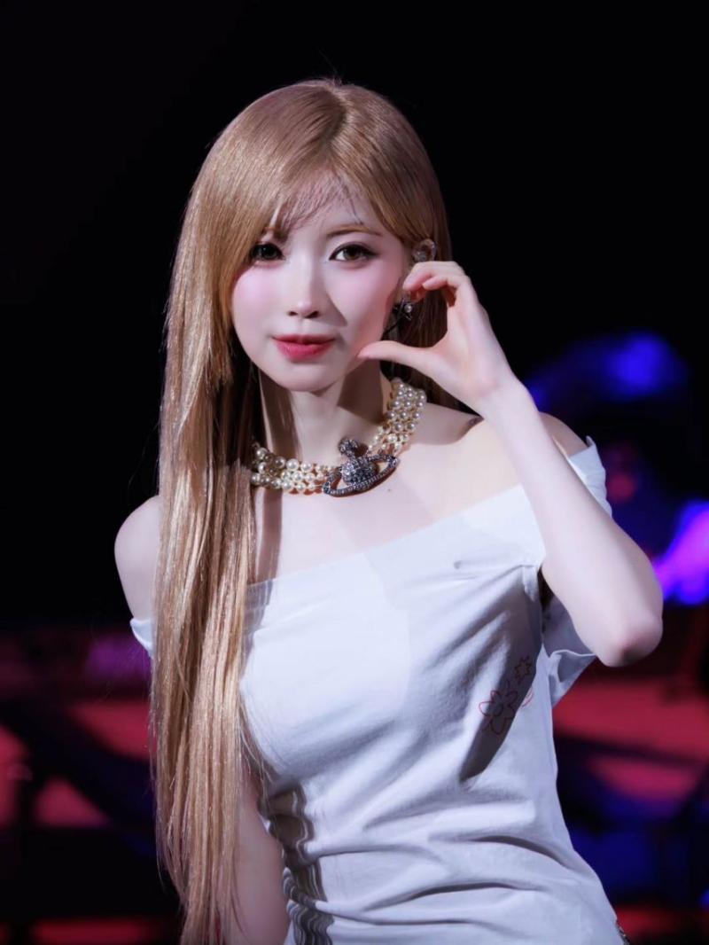 BABYMONSTER (베이비몬스터) 아사