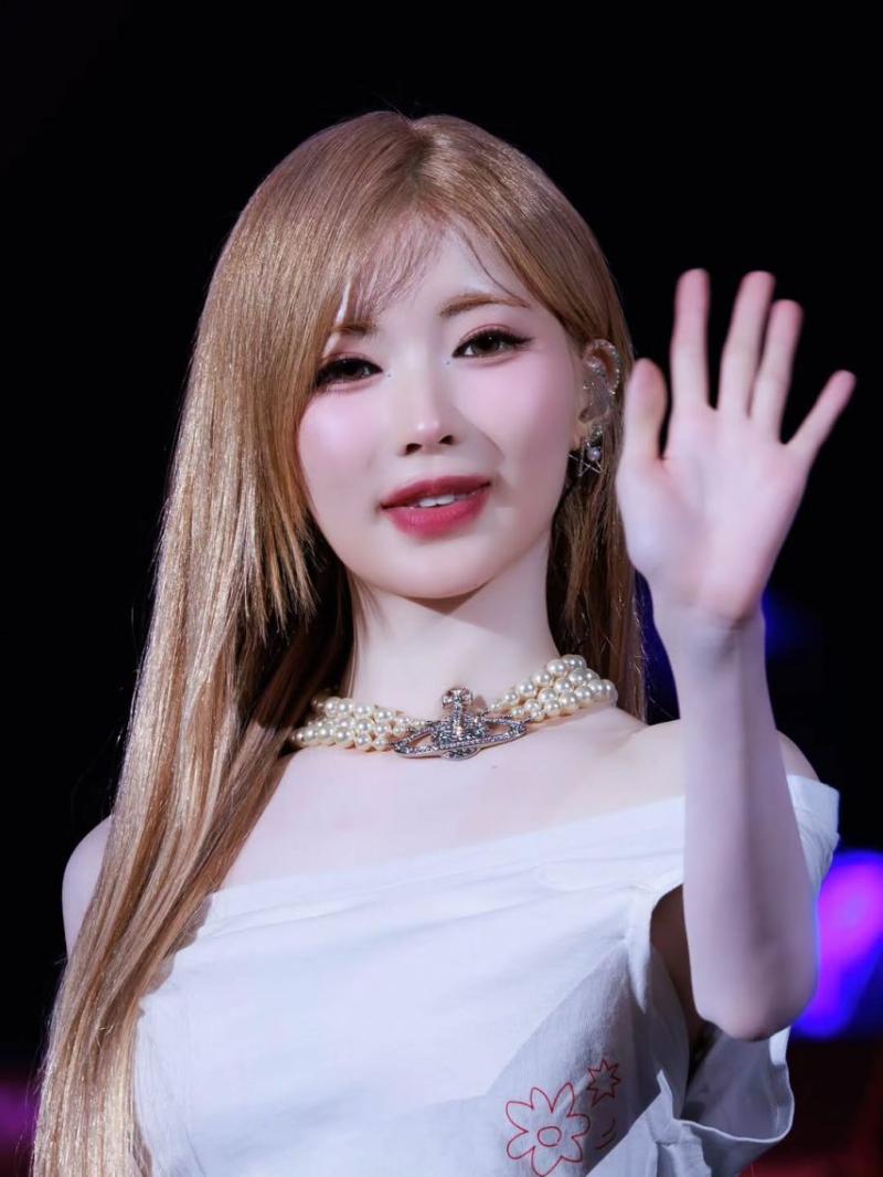 BABYMONSTER (베이비몬스터) 아사