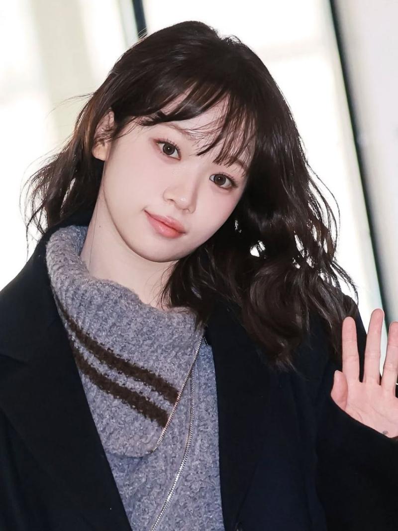 LE SSERAFIM (르세라핌) 김채원