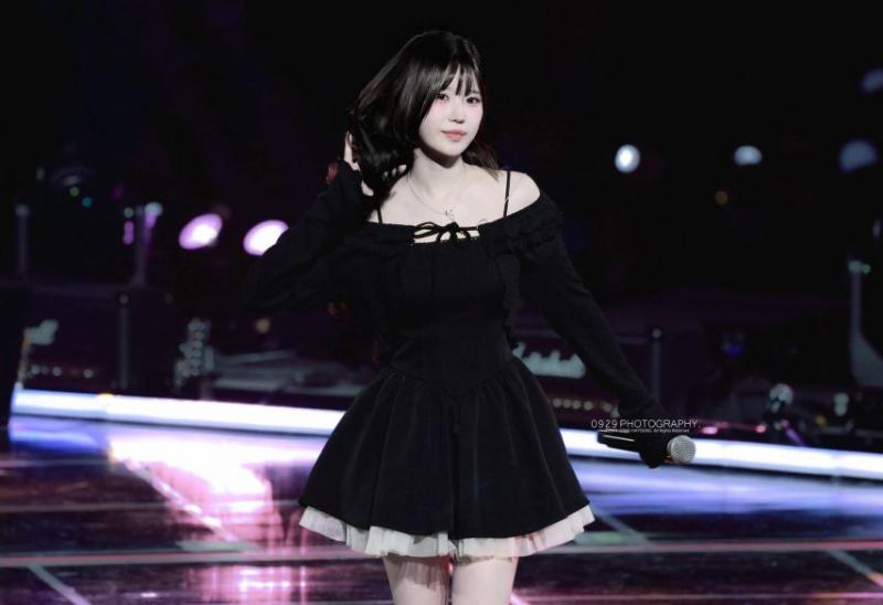 프로미스나인 송하영
