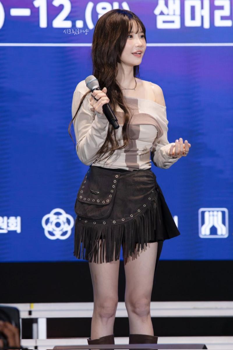 프로미스나인 송하영