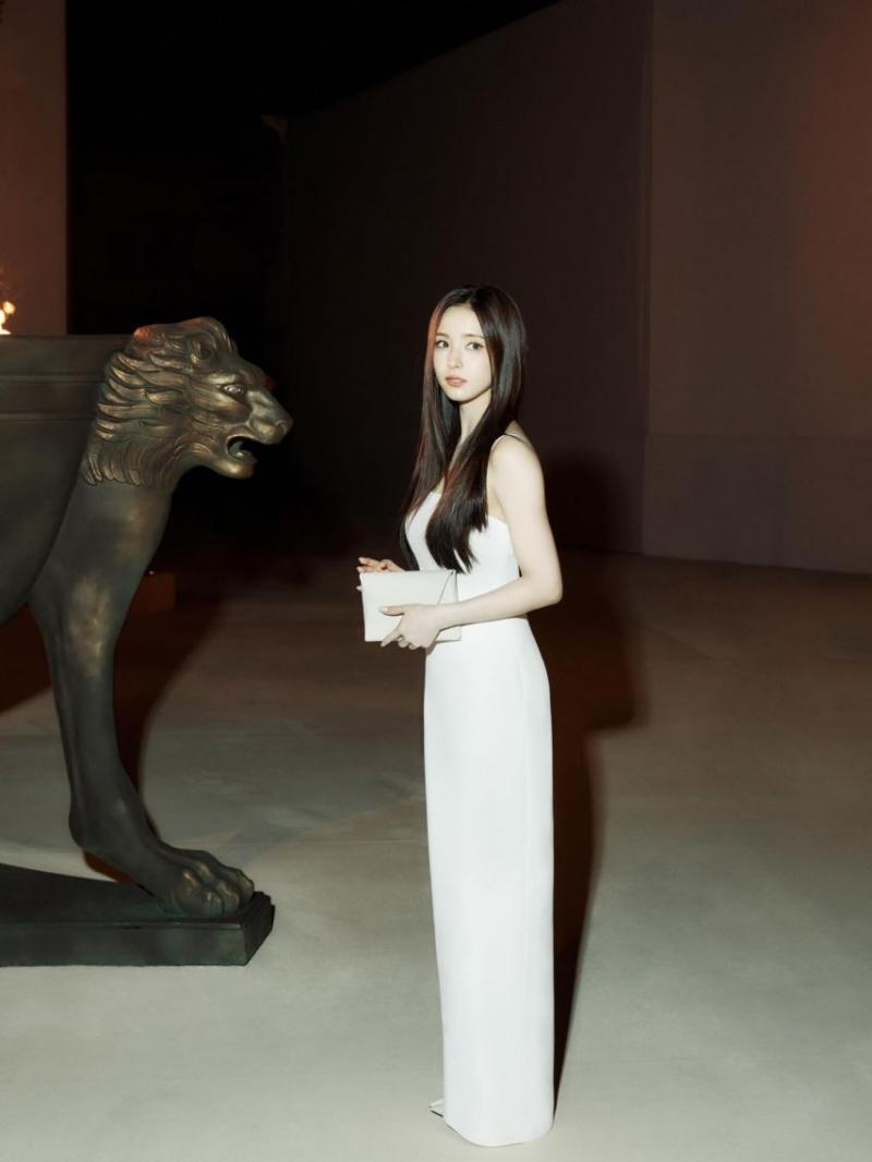 신세경