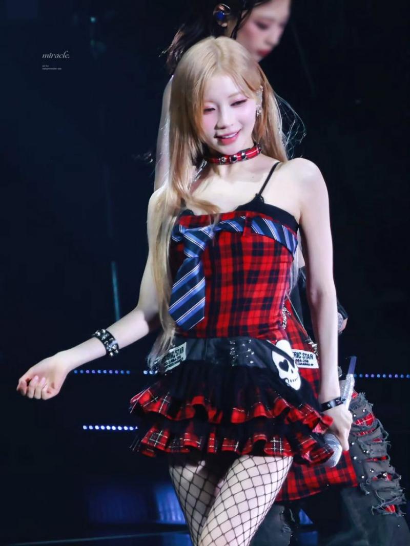 BABYMONSTER (베이비몬스터) 아사