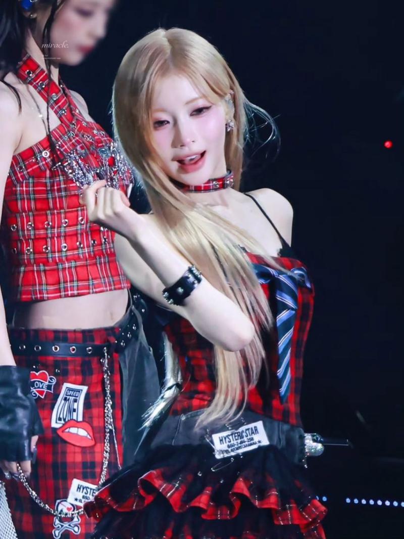 BABYMONSTER (베이비몬스터) 아사