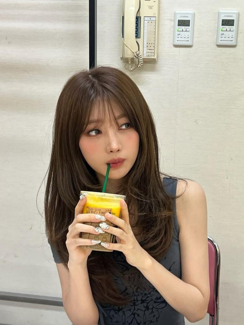 EVERGLOW (에버글로우) 시현