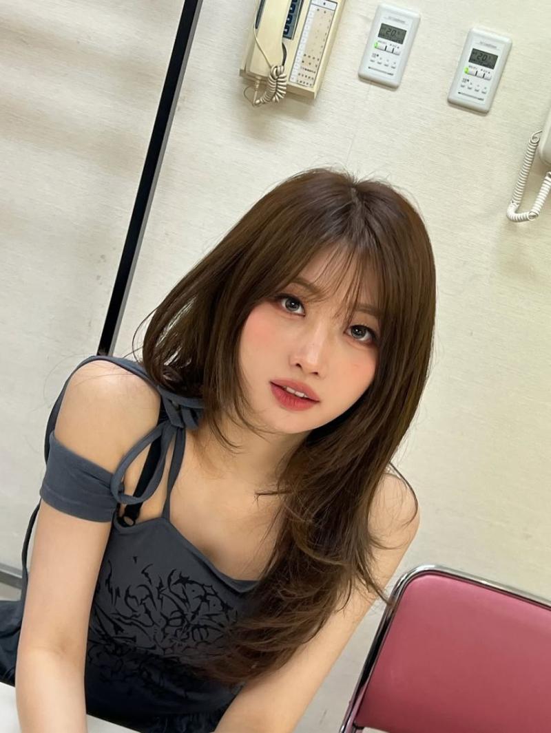 EVERGLOW (에버글로우) 시현