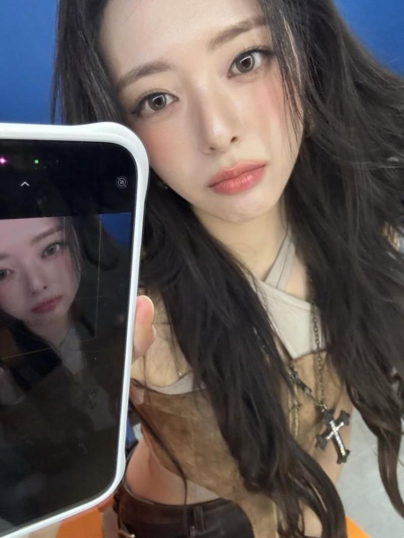 ITZY (있지) 유나