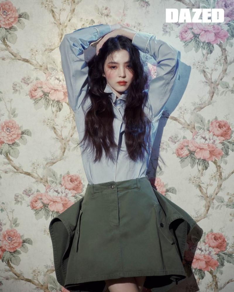 한소희 DAZED