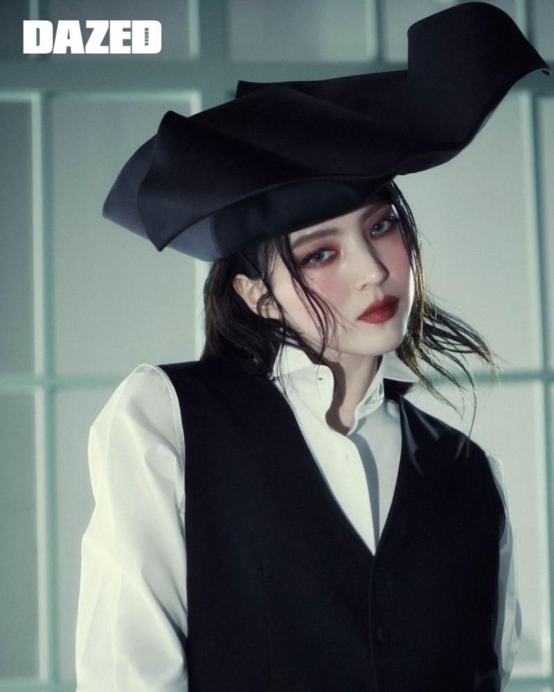 한소희 DAZED