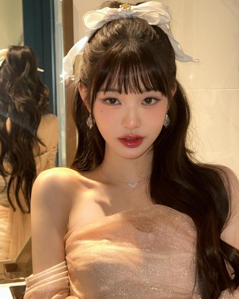 아이브 장원영 드레스 매끈한 어깨 노출.jpg