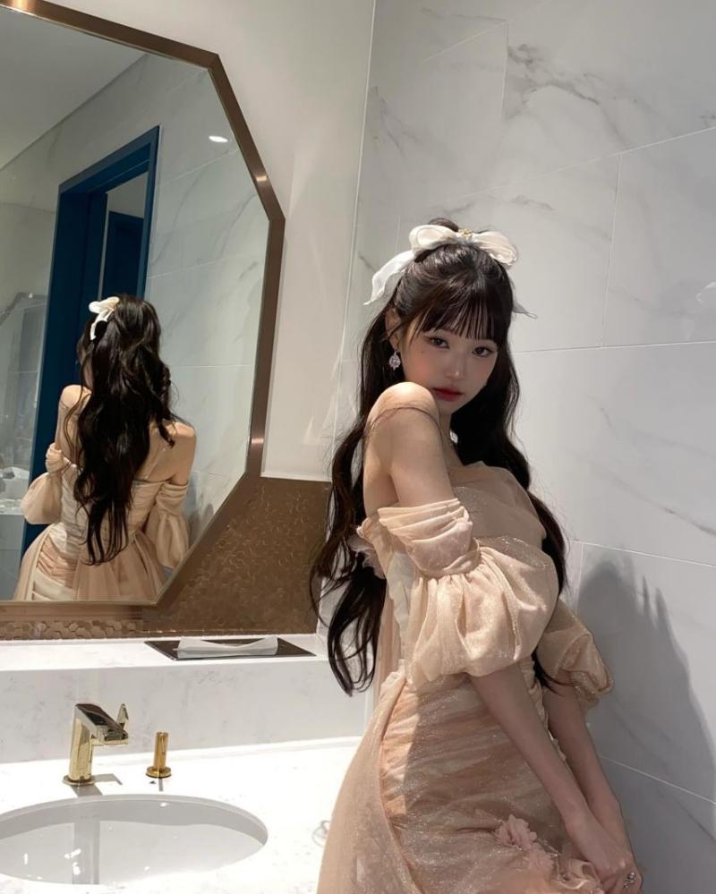 아이브 장원영 드레스 매끈한 어깨 노출.jpg