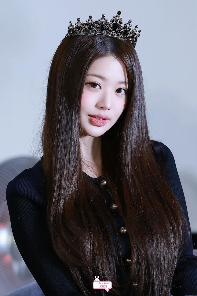 타이베이에서도 미모가 빛을 발하는 장원영 (아이브)
