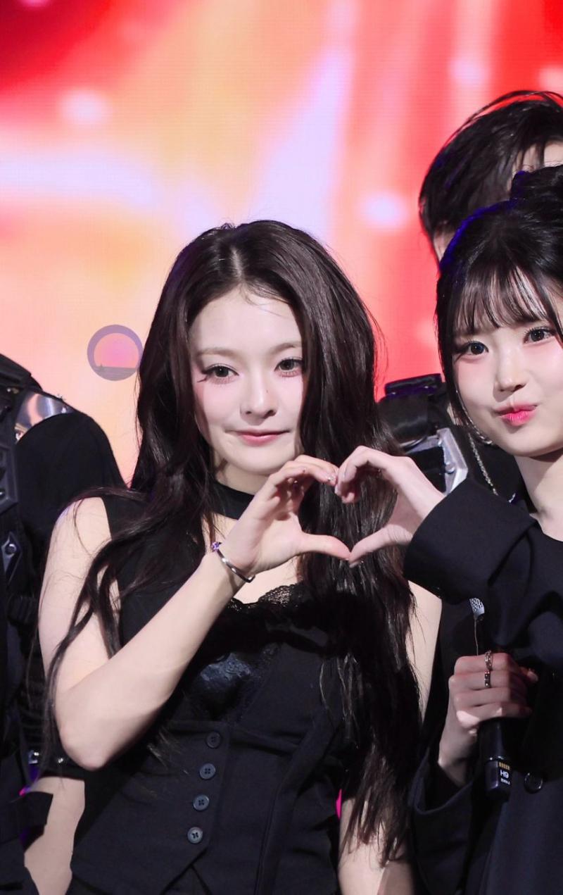 프로미스나인 이나경