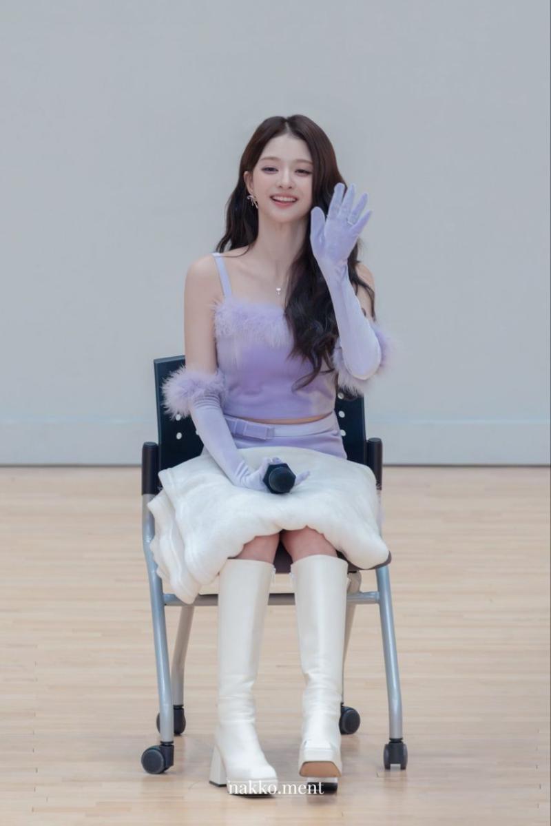 프로미스나인 이나경