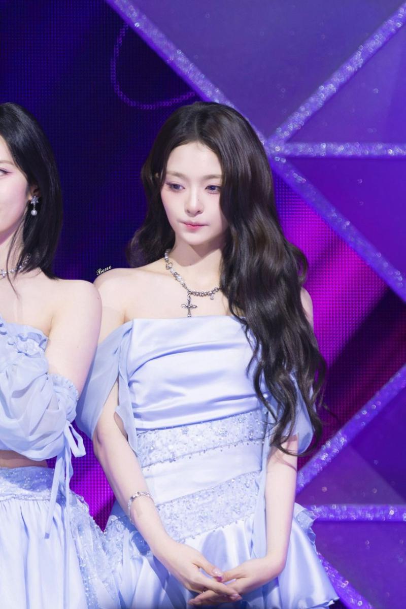 프로미스나인 이나경