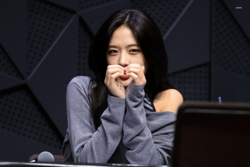 아이브 안유진