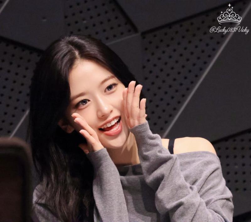 아이브 안유진