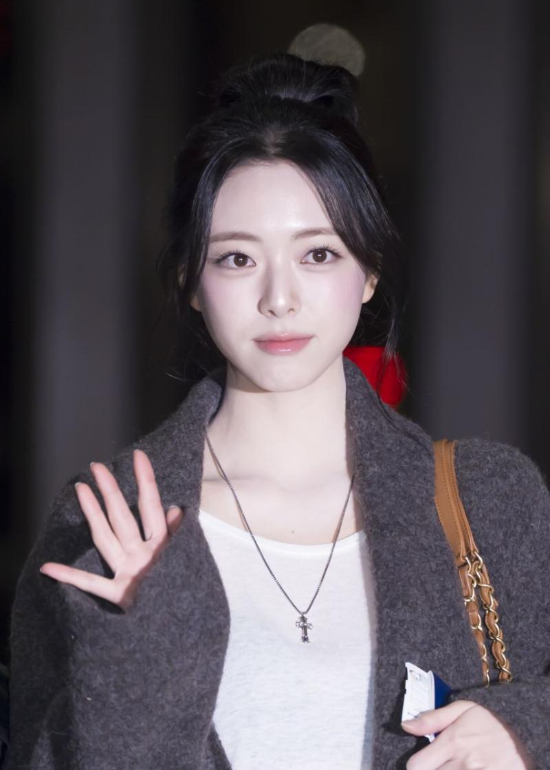 있지 유나 출국