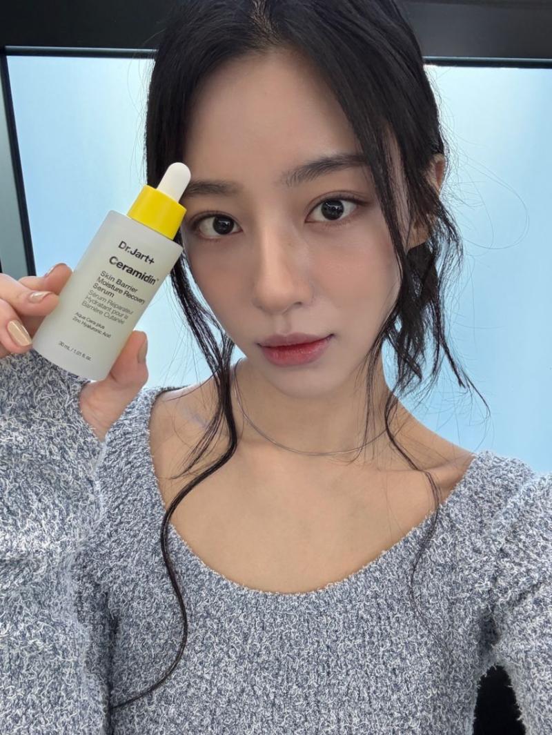 강민아