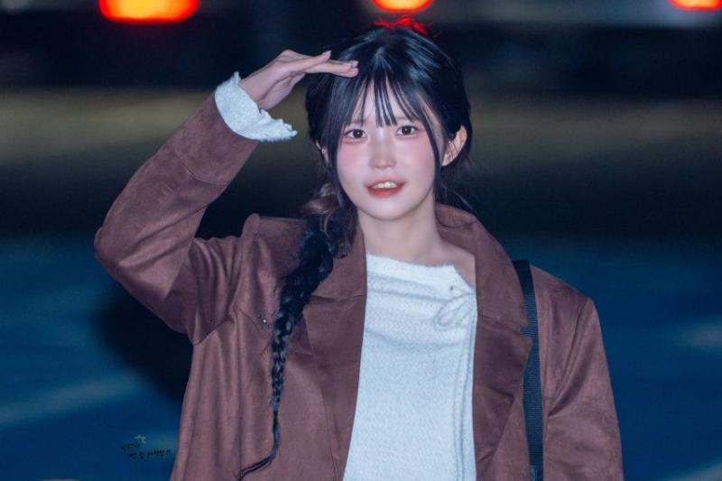 프로미스나인 송하영