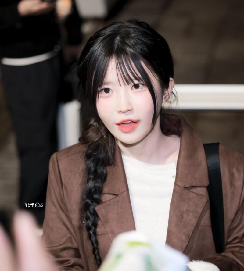 프로미스나인 송하영