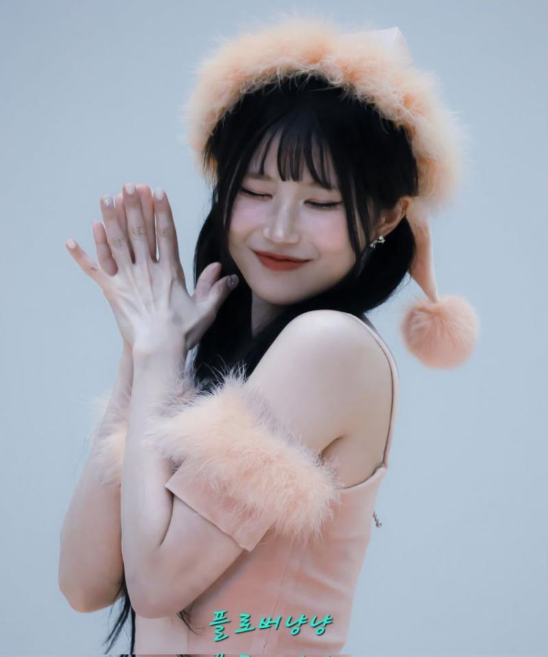 프로미스나인 송하영