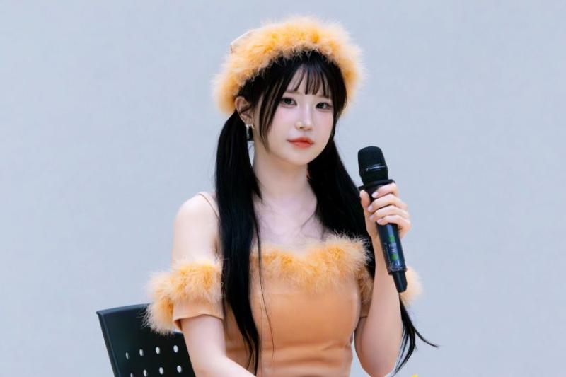 프로미스나인 송하영