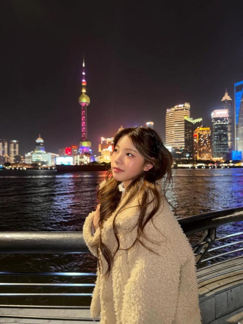 UNIS (유니스) 오윤아
