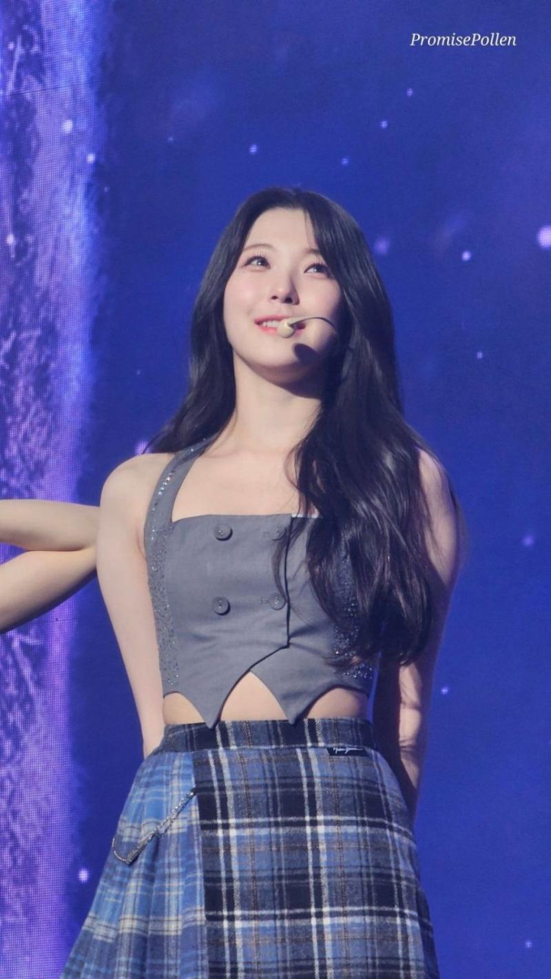 프로미스나인 백지헌