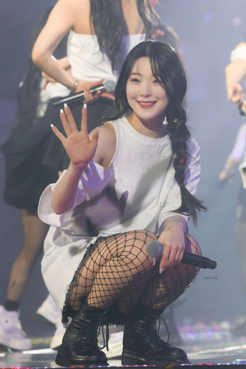 프로미스나인 백지헌
