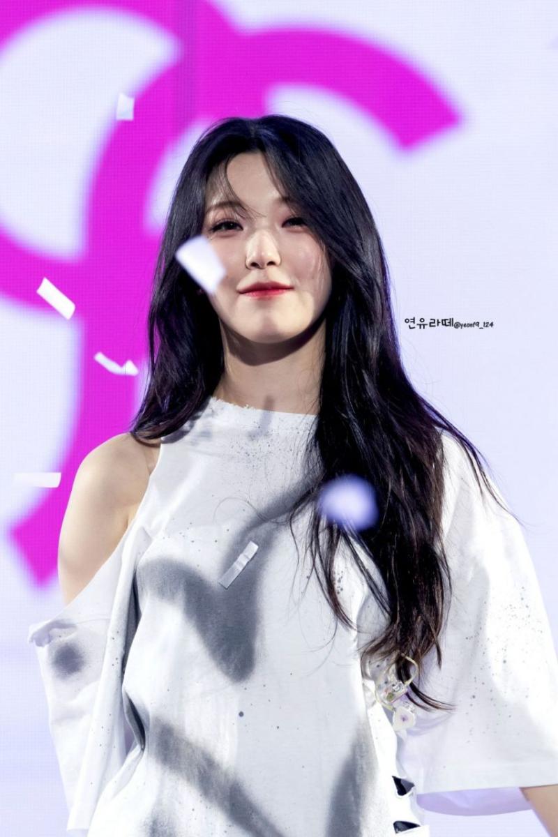 프로미스나인 백지헌