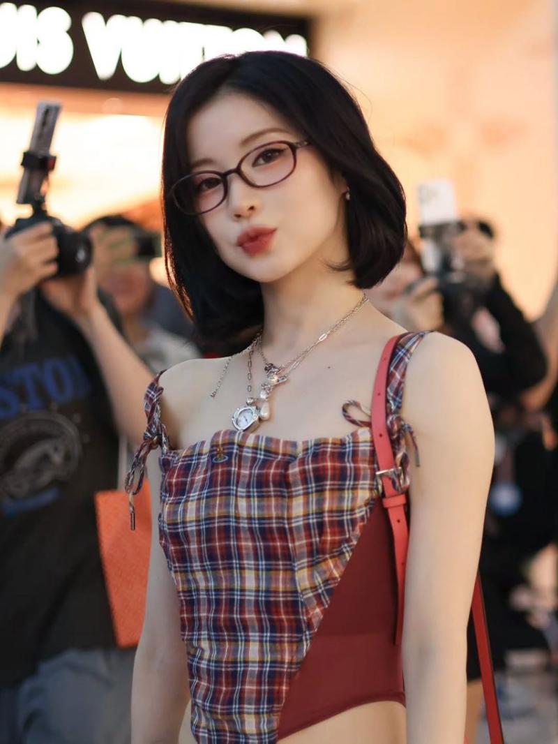 BABYMONSTER (베이비몬스터) 아사