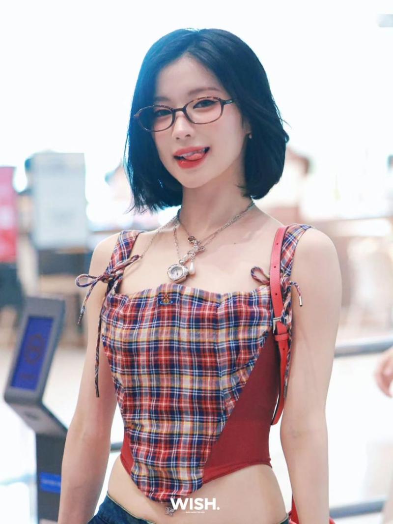BABYMONSTER (베이비몬스터) 아사