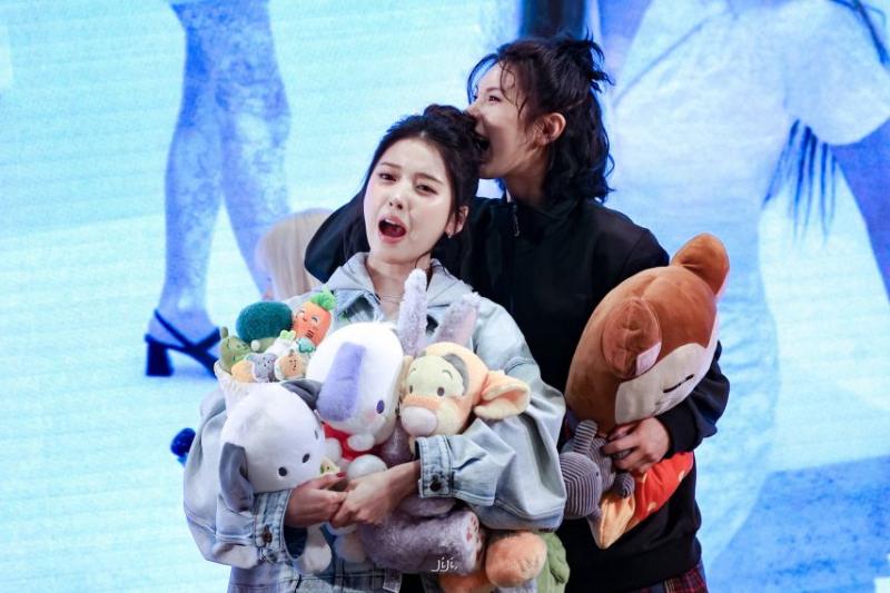 엔믹스 지우 배이