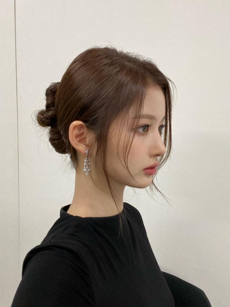 실물보면 입체미 쩐다는 엔믹스 설윤 옆모습