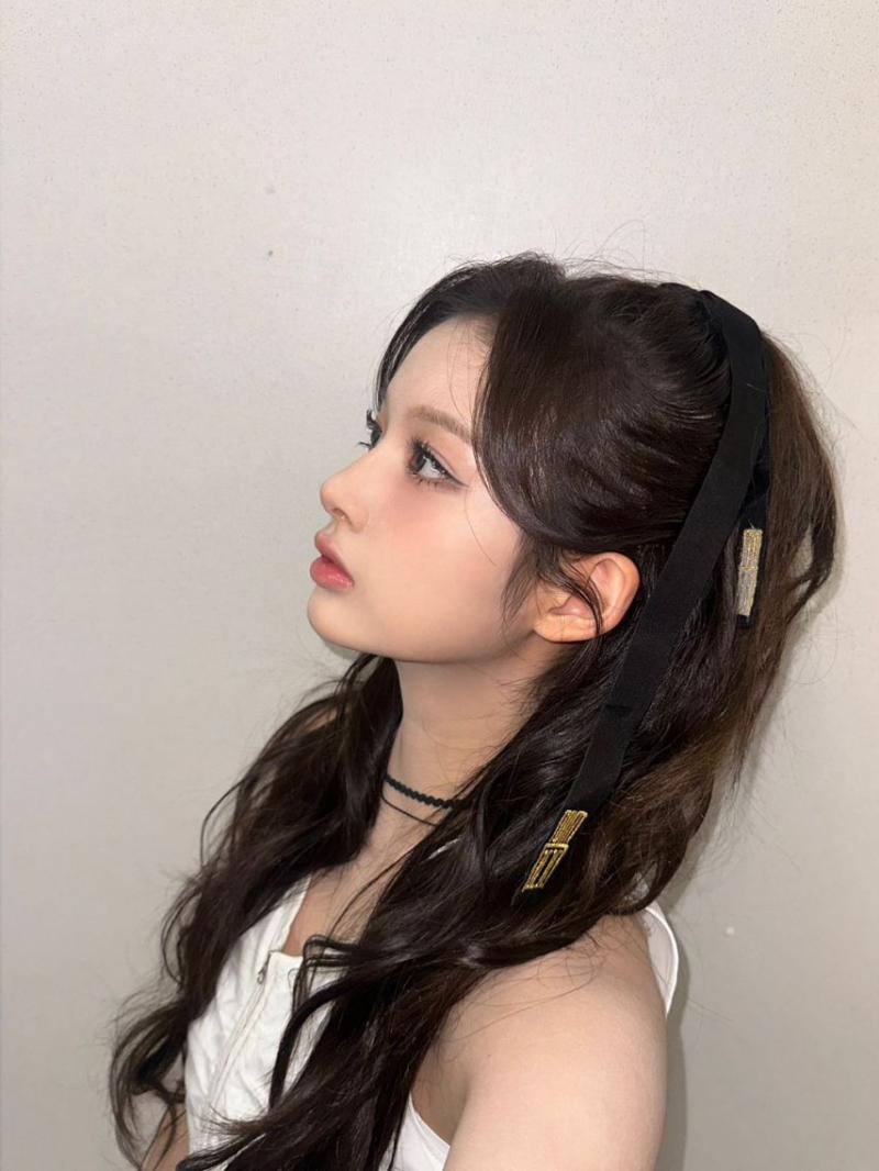 실물보면 입체미 쩐다는 엔믹스 설윤 옆모습