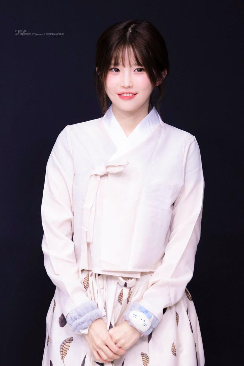 프로미스나인 송하영