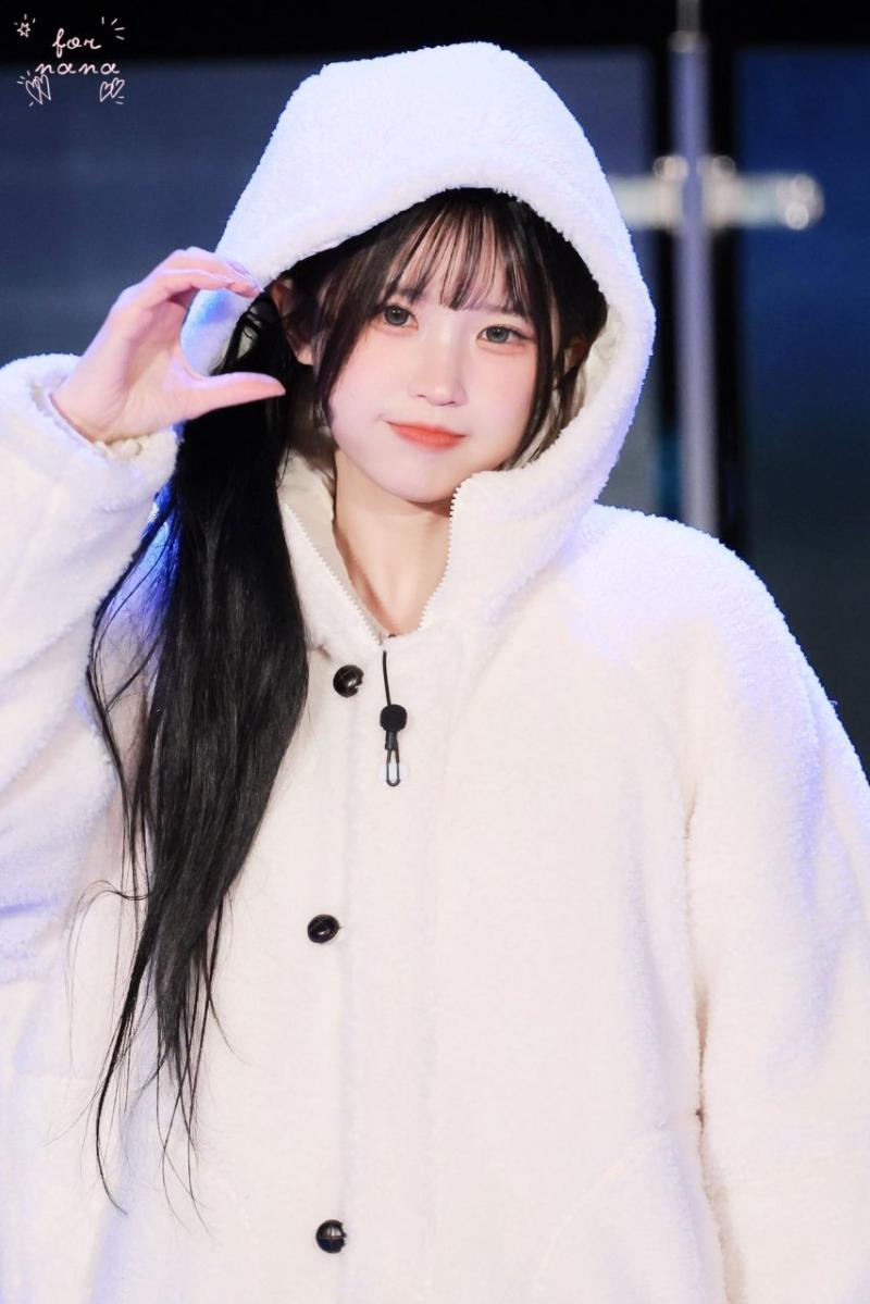 프로미스나인 송하영
