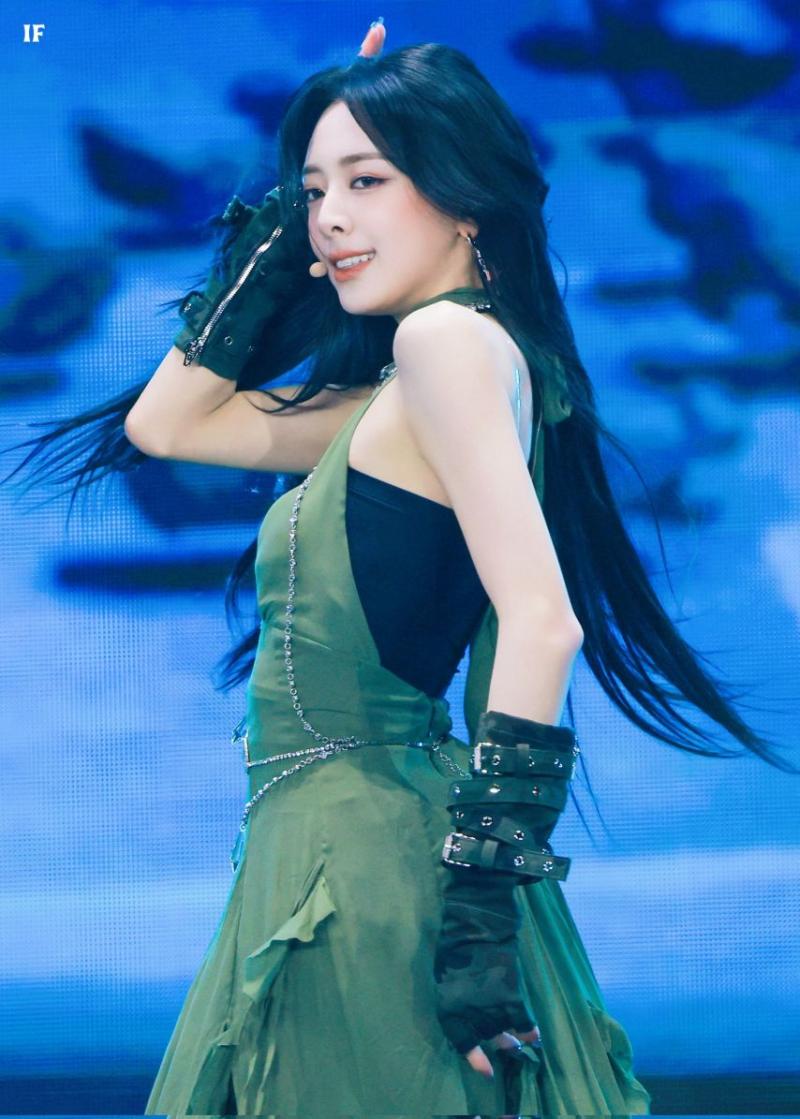 있지 유나