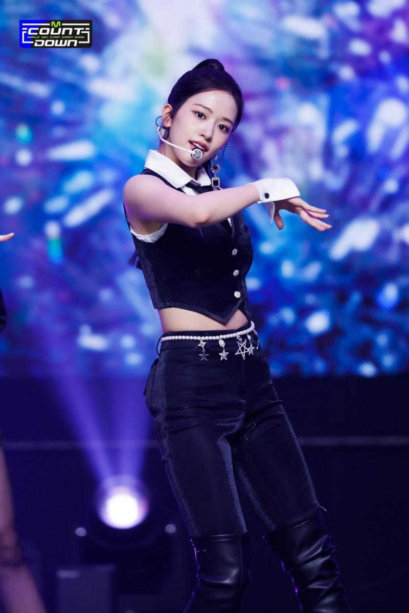 아이브 안유진