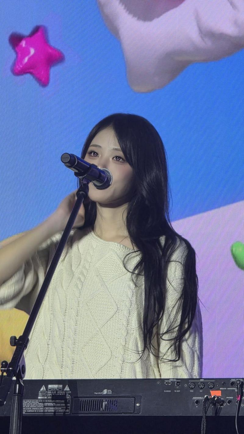 QWER 히나