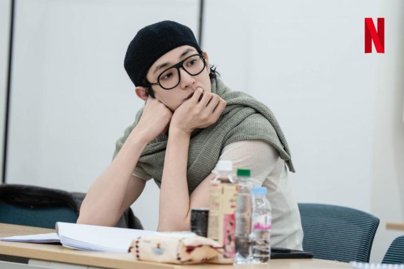 정소민 류승범 이수혁 류경수 | 딜러 넷플릭스