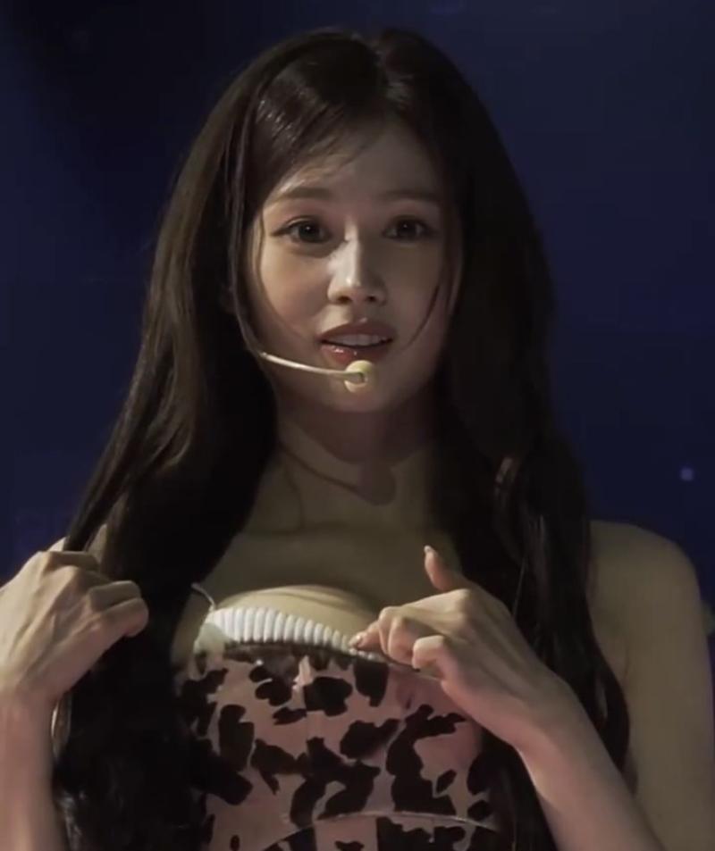트와이스 사나
